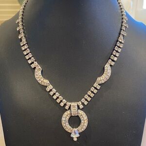 Denbe Elegant Silver Tone Necklace with Austrian Crystals